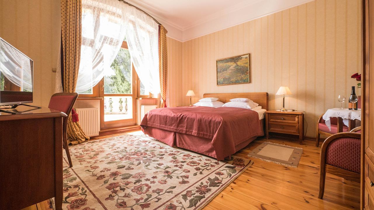 Hotel Villa Romantica شكلارسكا بوريبا المظهر الخارجي الصورة