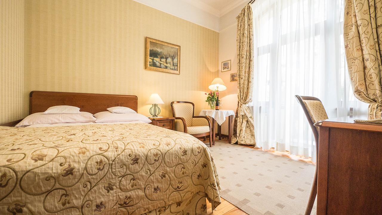 Hotel Villa Romantica شكلارسكا بوريبا المظهر الخارجي الصورة