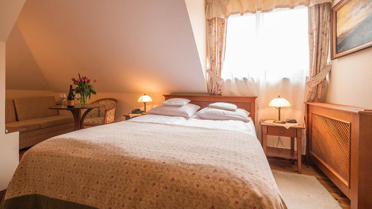 Hotel Villa Romantica شكلارسكا بوريبا المظهر الخارجي الصورة